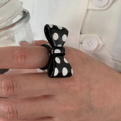 Punk Polka Dot Resin Ring for Women Exaggerated Big Bow Open Ring Y2K Sweet Cute Harajuku Style Daily Party Jewelry Accessories