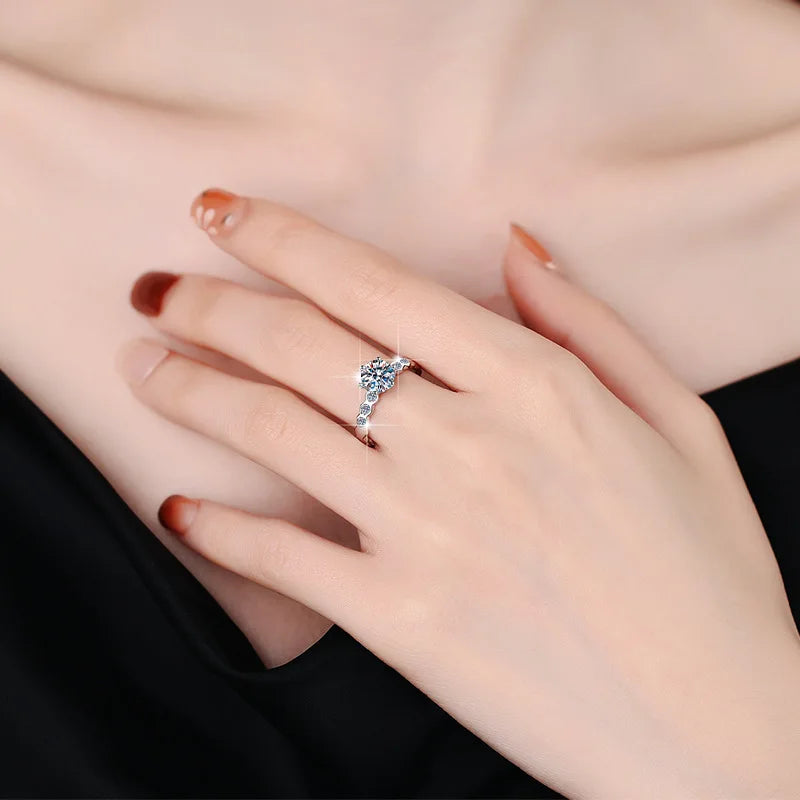 Heartfelt holiday gifts style honeycomb luxury ring for women with bright 1ct moissanite on silky glossy PT950 platinum finish