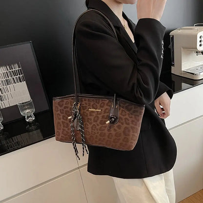Luxury Design Leopard Print Underarm Shoulder Bags Large Capacity Retro Tote Bag PU Leather Women's Handbags Travel