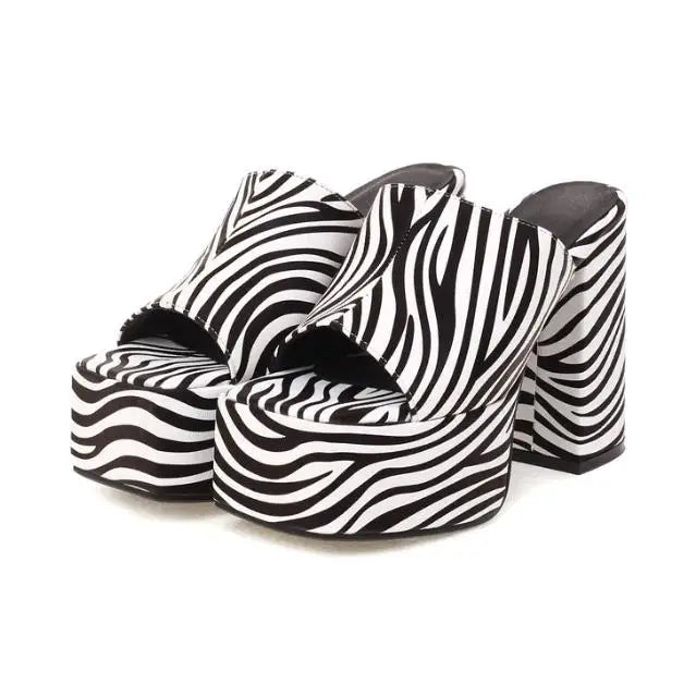 Women Slippers New Summer Hot Designer Wedges Slippers Chunky Platform Mules Sandals High Heels Beach Shoes Slides 34-43
