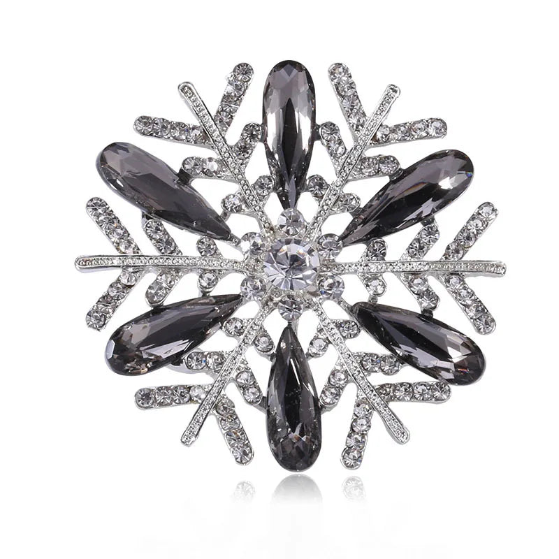 High-grade Rhinestone Snowflake Brooch Female Exquisite Jewelry Banquet Wedding Brooches Clothing Corsage Crystal Flower Badge
