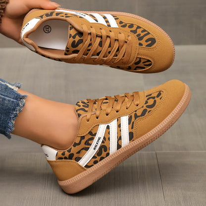 Women Sneakers 2025 Spring New Luxury Flat Loafers Comfortable Slip on Soft Female Sneakers Lightweight Outdoor Shoes for Women