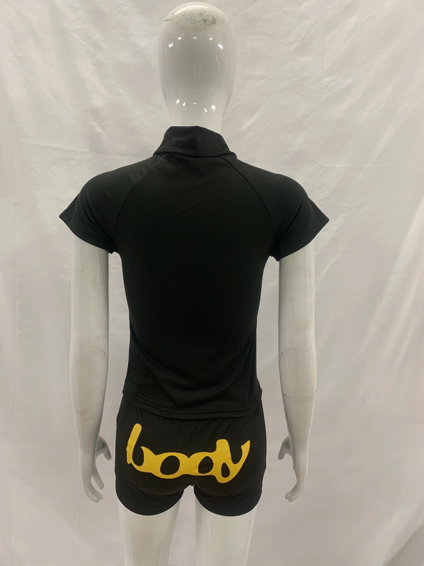 Y2K trendy short sleeved half zip top with letter print, slim fit and atmosphere, millennial style spicy girl top