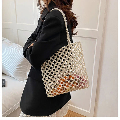 2026 Fashion Exquisite Bead Sense of Luxury Hollow Out Women‘s Handbags Hot Sale New No Zipper Acrylic Square Shoulder Bags