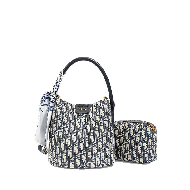 Vintage Light Luxury Bucket Bag Handbag for Women 2026 New Spring High-End Versatile Commuting Shoulder and Crossbody Bag