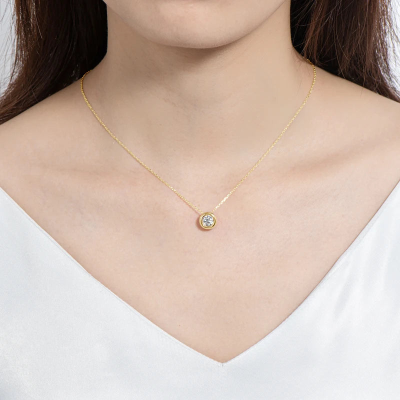 IOGOU Real D VVS1 Moissanite Neclaces 6.5mm Round Pendant for Women 100% Silver 925 Yellow Gold Color Fine Jewelry Wholesale