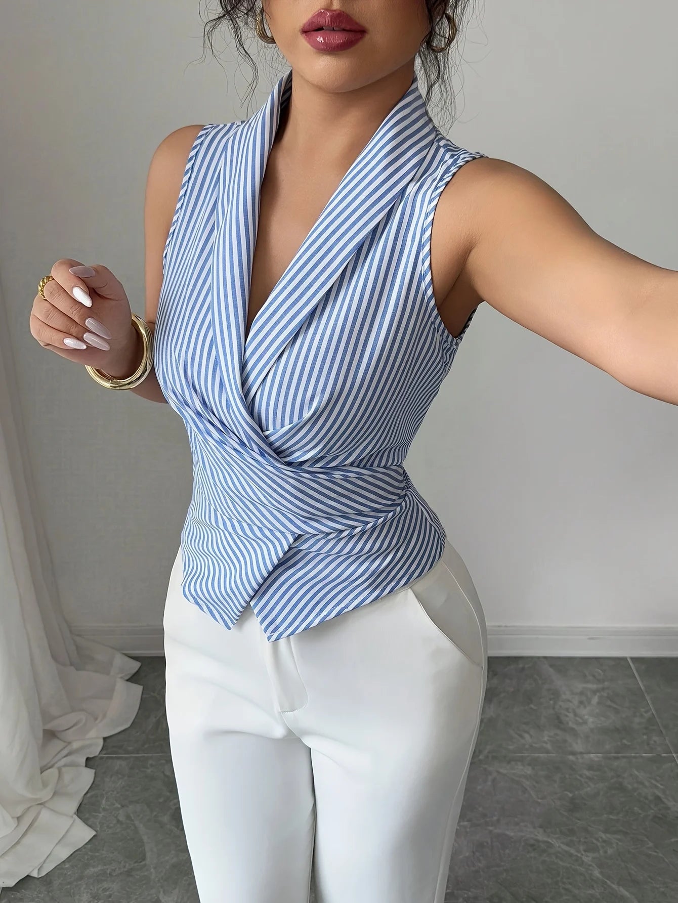 Women's Elegant Sleeveless V-Neck Blouse with Bow Belt Detail - Light Blue & White Striped Top, Perfect for Spring/Summer
