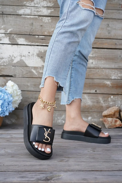 Slippers Luxury Shoes Women Platform Design Slides Fashion Letters Ladies Shoes Casual Slipper Outside Non-slip Slippers Sandals