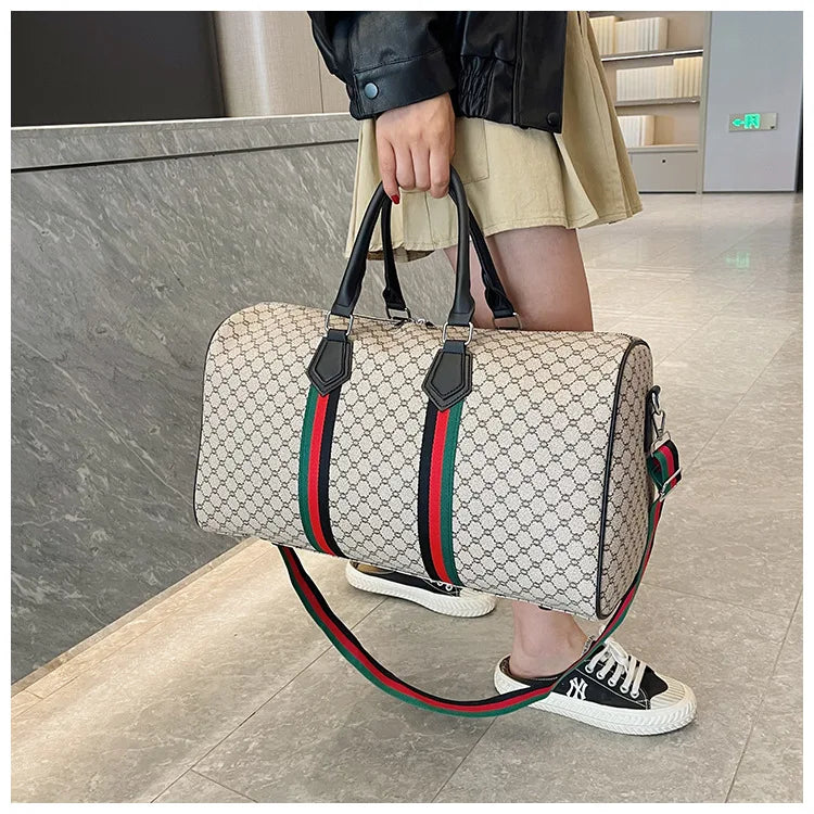 Fashion Popular Women's Travel Bag Trend Brand Casual Shoulder Bag Large Capacity Versatile Gym Bag Designer Luxury Handbag