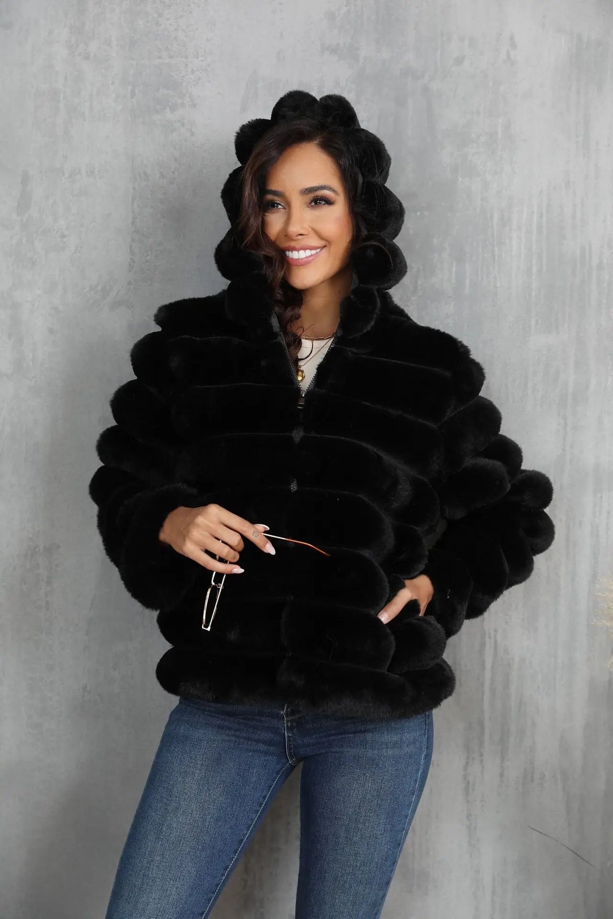 2026 Winter Hooded Plus Size Faux Fur Cropped Coat Women Furry Long Sleeve Plush Jacket Lady Large Fake Fur Warm Fluffy Cardigan