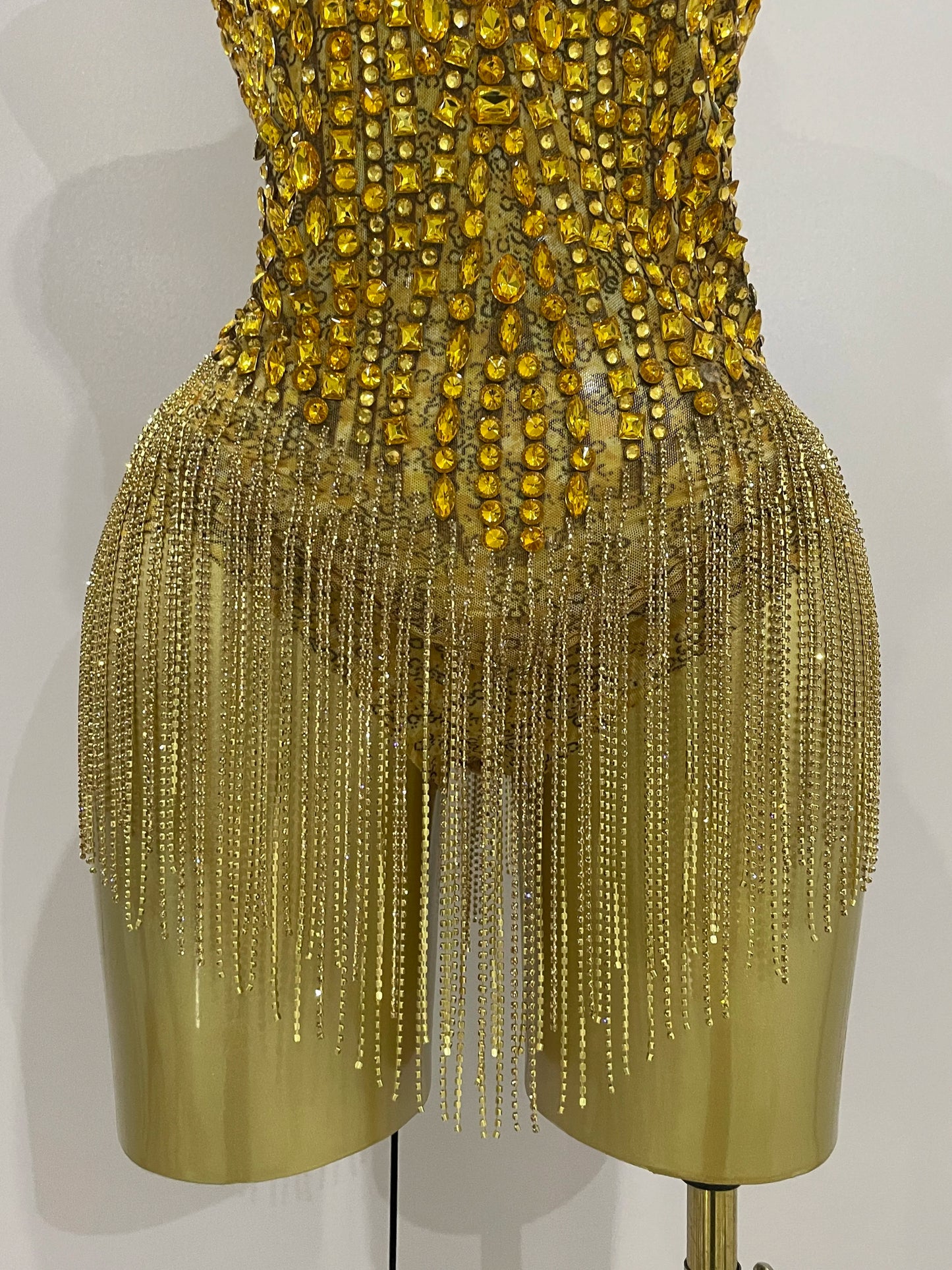 Luxury Golden Rhinestone Sexy Mesh Stretch Bodysuits Women Birthday Dancer Performance Stage Wear Nightclub Team Hotwife Outfit