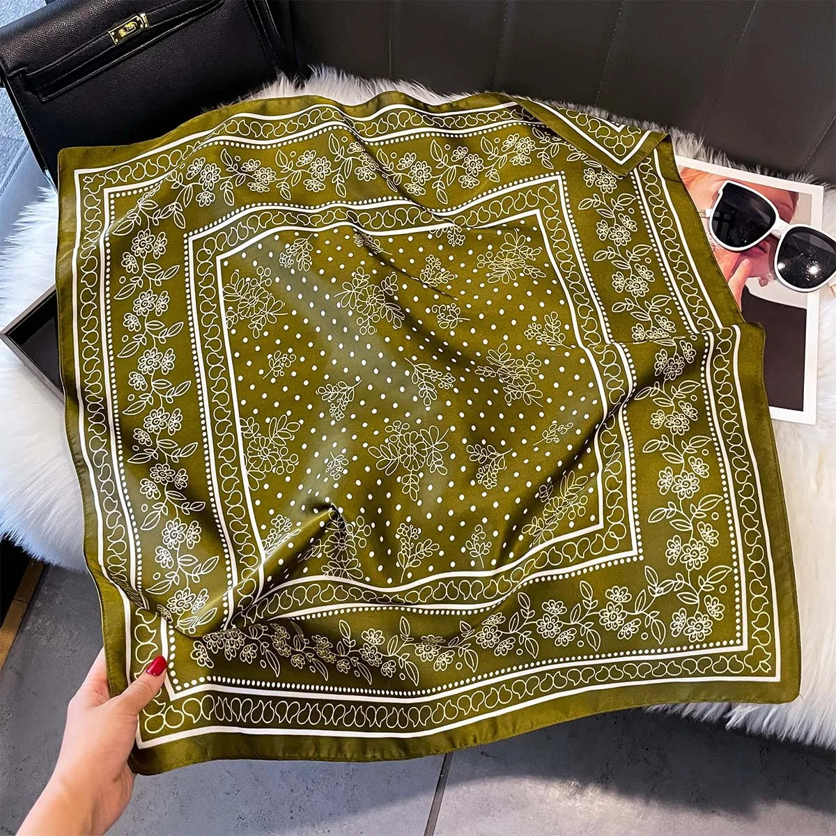 2025 New Paisley Print Silk Scarf for Women Square Hijab Soft Neck Tie Female Fashion Decoration Silk Headscarf 70*70cm Kerchief