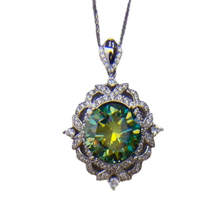 Luxurious & Grand Green Diamond Luxury Necklace Pendant For Women 5ct Moissanite PT950 Platinum | Gorgeous design, noble on neck