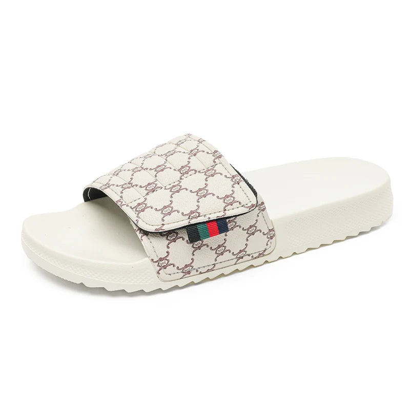 Summer men's slippers fashion comfortable breathable slippers indoor bathroom sandals plus size casual outdoor beach shoes 47
