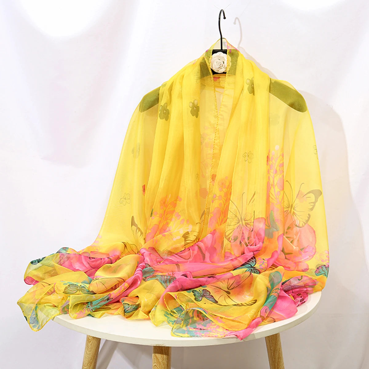 Wholesale Women Fashion Chiffon Scarf For Muslim Hijab Peony Flower Bandana Summber Beach Sarong Printed Soft Beach Scarf Shawl