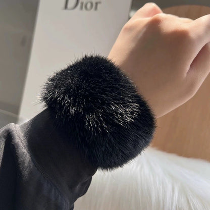 2026  Real Mink Fur Cuffs Sex Hand Arm Warmers Natural Mink Fur Cuffs Wristbands Female Warm Rabbit Hair for Women Manga