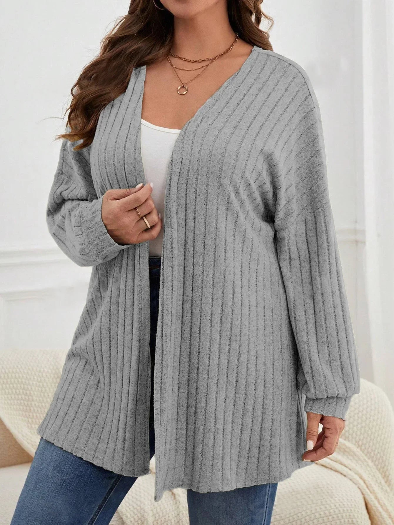 Autumn and Winter  Plus Size Women's 1XL-5XL Solid Color Loose Cardigan Top Women's Long Sleeved Knitted Jacket