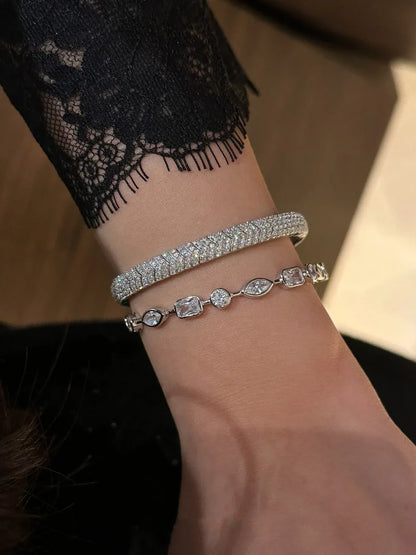 New in Irregular Exquisite Sparkling Diamonds Bracelets for Women Light Luxury Water drop Square Bracelet Party Jewelry Gift