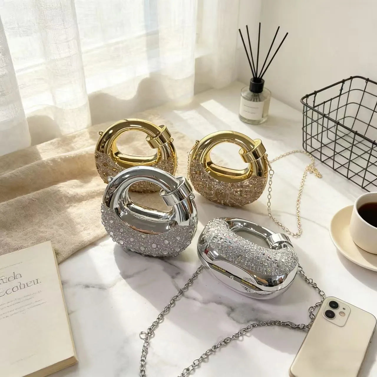 Mini Golden Evening Bag Purses and Handbags Luxury Designer Shoulder Bags Diamond Party Wedding Round Acrylic Clutch Purse Ins