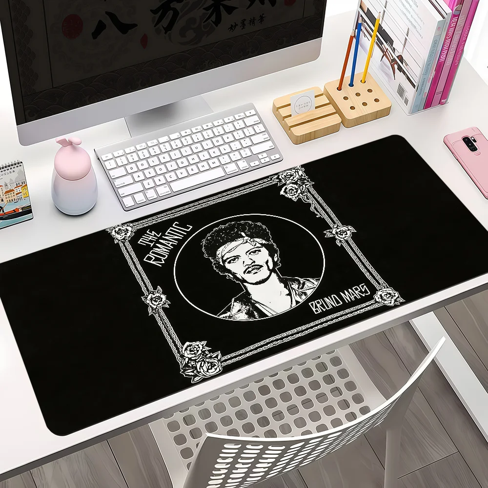 Singer B-Bruno Mars Mouse Pad Large Non-slip Lockedge Desktop Computer Desk Mat Keyboard Writing MousePad Office Gamer Student