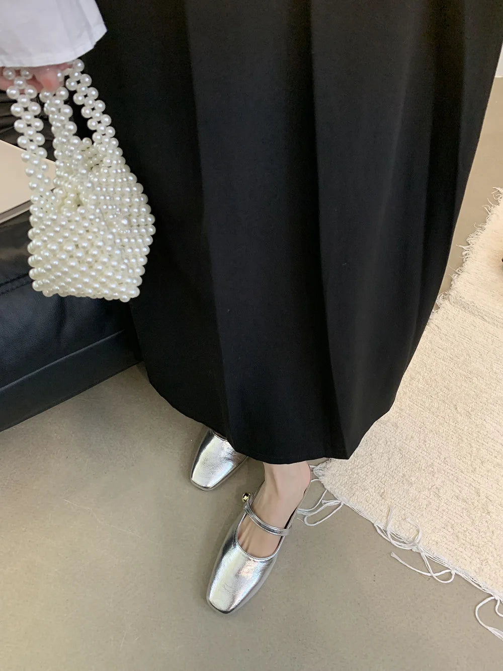 Soft Leather 2025 Ins Silver Buckle Strap Casual Shoes Fashion Flats Elegant Glitter Metallic Mules Shoes Cover Toe Slippers