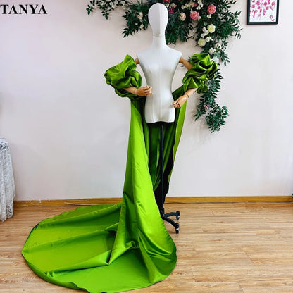 Red  Mikado Satin Long Wedding Cape Puffy Short Sleeves Court Tain Evening Cape Outfit Coat For Women Costume DJ199
