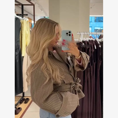 Long Sleeve Plaid Cropped Trench Coat Women Lapel Double Breasted Belted Waist Loose Checkered Short Jacket Lady Autumn Coats