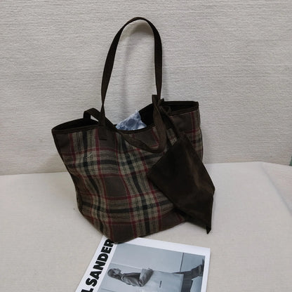 Autumn winter Women's Bag Large-capacity New Vintage Versatile Fashion  Wool Plaid Tote Student Simple Casual Daily