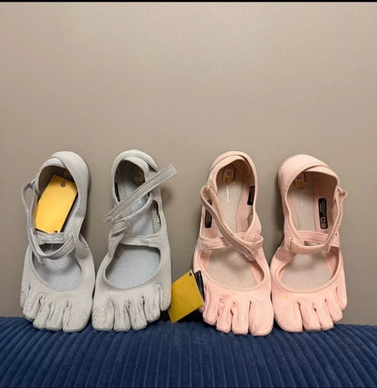 Latest Five-finger Shoes Women's Indoor Yoga Pilates Barefoot Comprehensive Training Non-slip Fitness Shoes in Box Fast Shipping