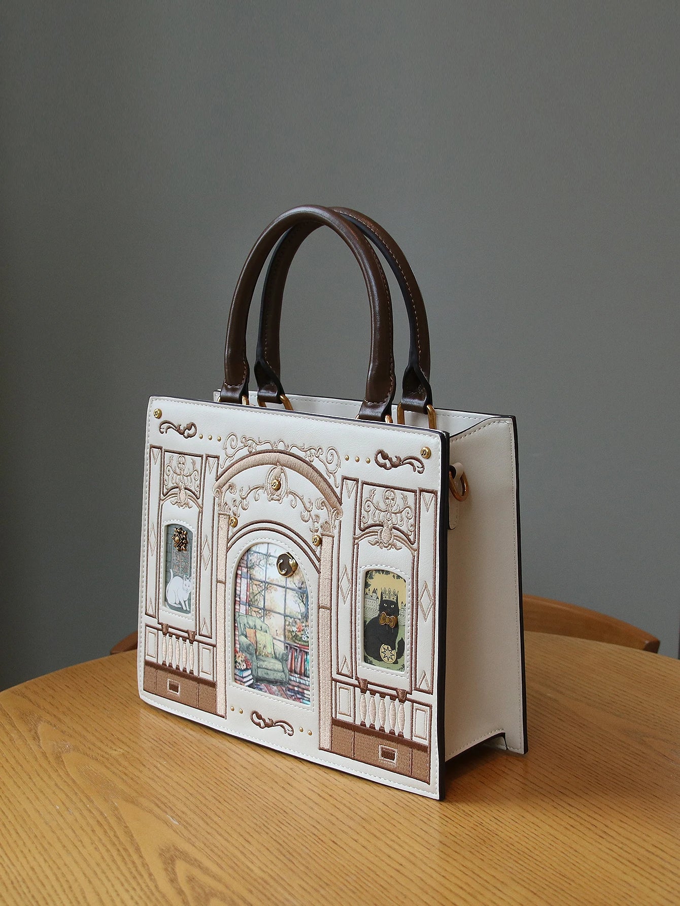 2026 Light Luxury Niche Design Fashion New Cat Bag Light Luxury Heavy Industry Craft Embroidery Thread Small Square B