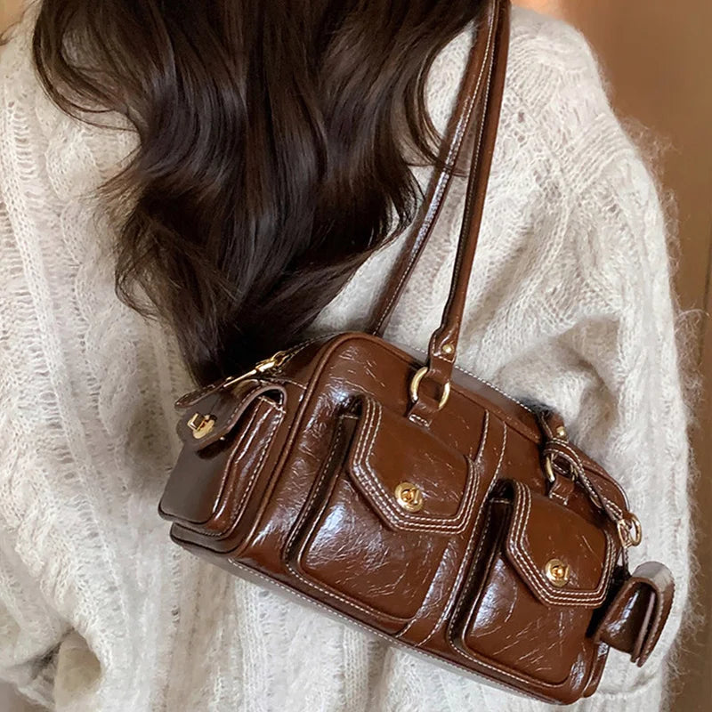 Luxury Boston Bags New Handbags For Women Trendy Commuting Versatile Handbag With Pendents Shoulder Crossbody Pillow Bags