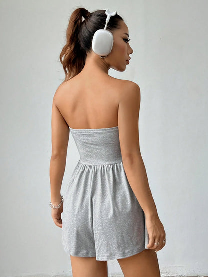 Fashion pure color basic casual comfortable camisole jumpsuit, suitable for daily travel outfit