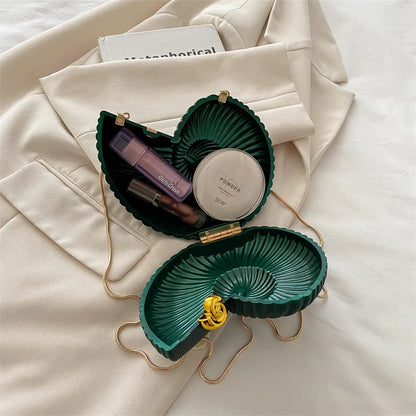 Fashion Lipstick Bag Ladies Gold Conch Dinner Bag High Quality Acrylic Super Mini Crossbody Bag Women Cute Fun Creative Handbag