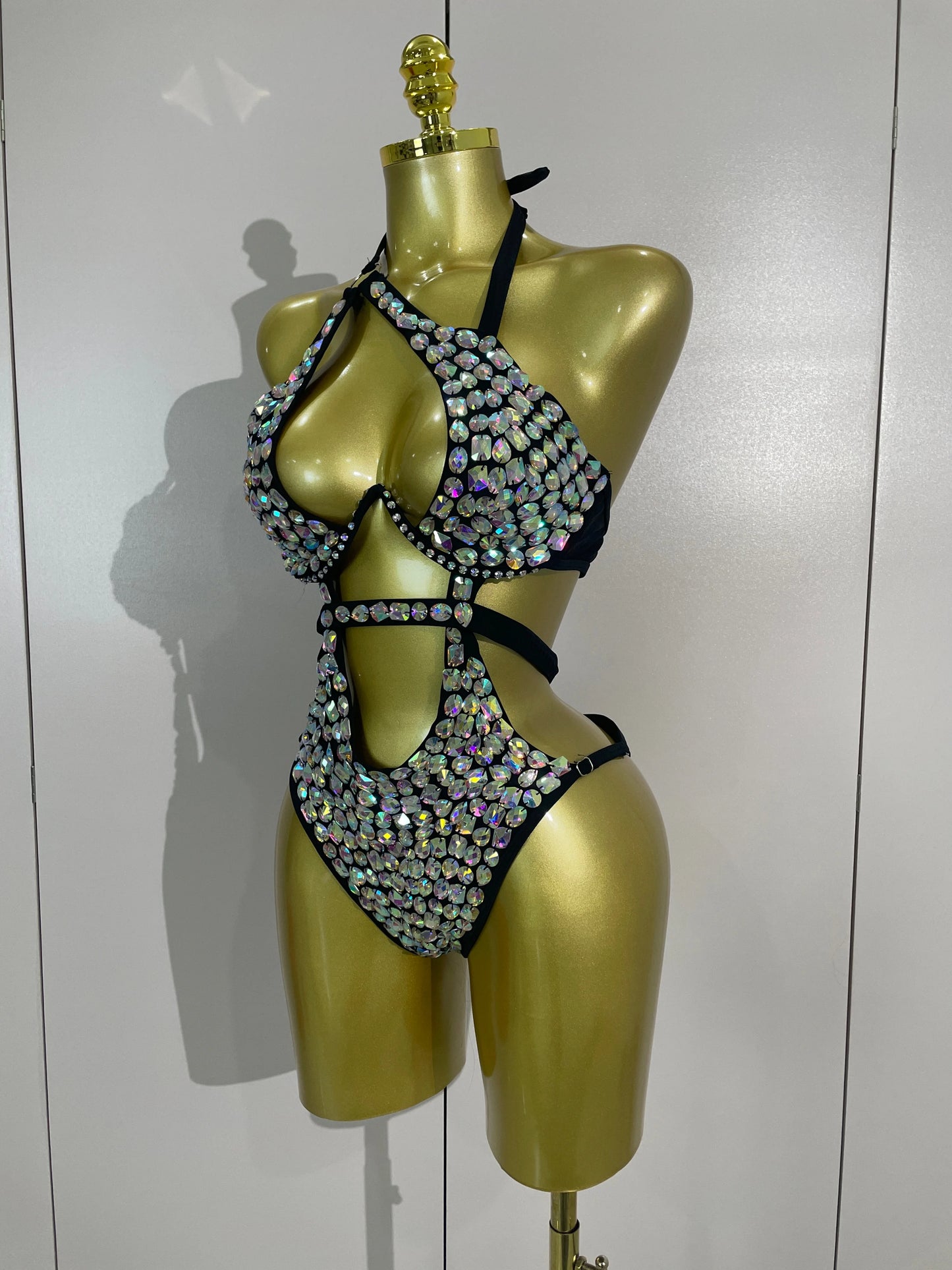 Sexy Sparkly Diamonds Swimsuit Bar Bikini 2026 Fashion Women Crystal Handmade One-piece Bodysuit Swimsuit Stage Photoshoot Wear