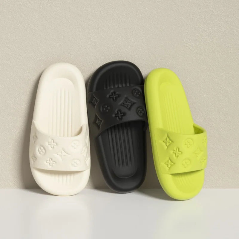 Light Luxury Women's Non-Slip Sandals, One-Piece Molded EVA Thick Sole, Cloud-like Soft Feel, Non-Water-Logging Slippers for Bat