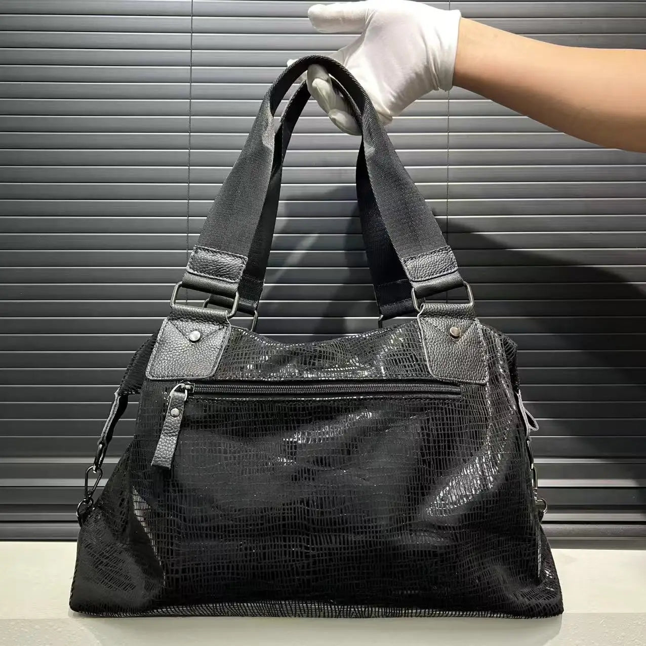 Ladies' fashionable diamond jewelry cute teddy bear handbag, large capacity, personalized, elegant, shiny shoulder bag