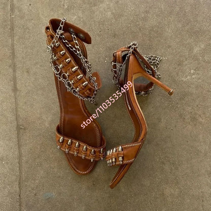 New Catwalk Bullet Chain Roman Sandals 2025 Summer Sexy Ladies Stilettos Black/brown Fashion Party Casual Open Toe Sandals