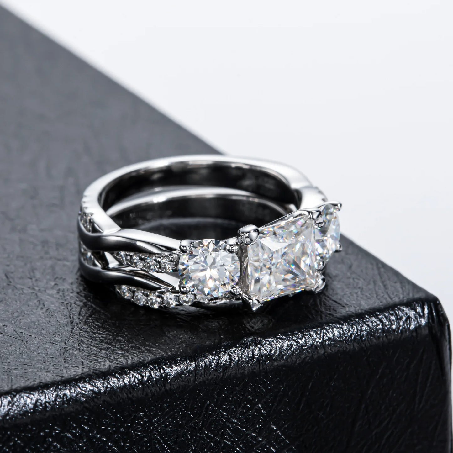 Carnica Luxury 925 Sterling Silver 1CT Real Moissanite Ring for Women Sugar Cube Pull-twist Arm GRA Diamond Wedding Jewelry Gift