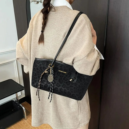 Luxury Design Leopard Print Underarm Shoulder Bags Large Capacity Retro Tote Bag PU Leather Women's Handbags Travel