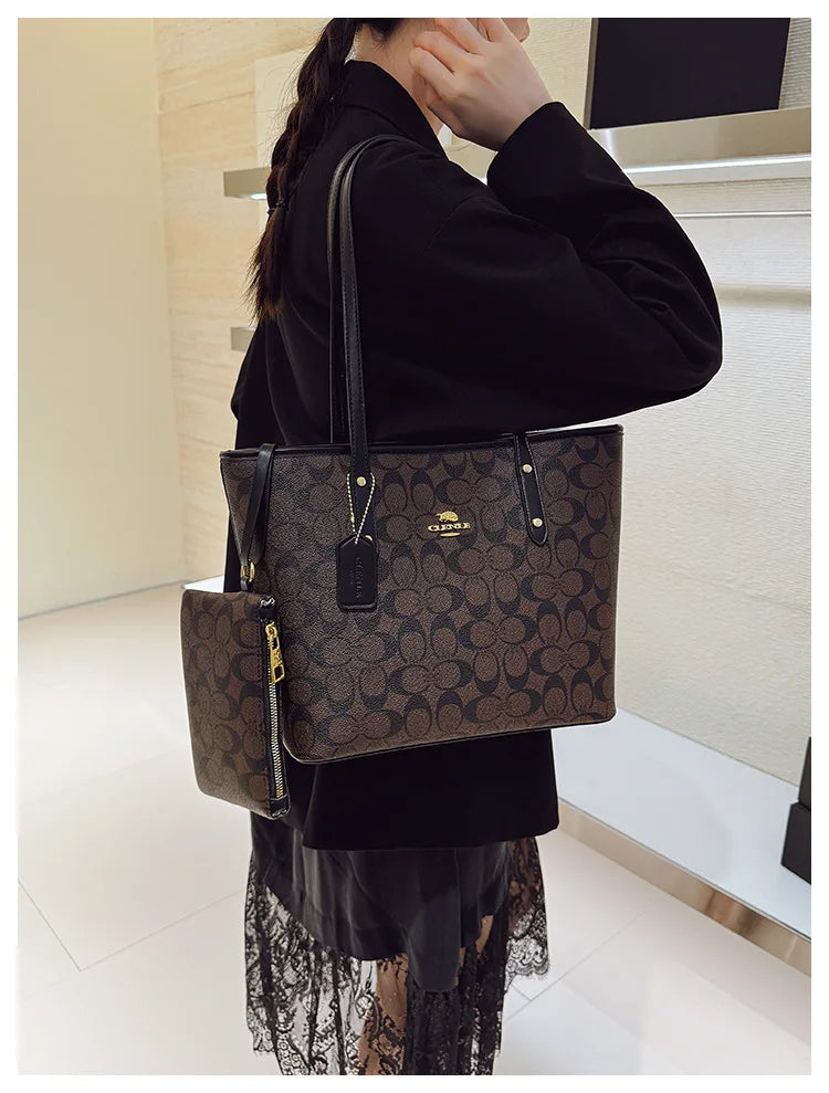 European and American Fashion Printed Large Capacity Women's Bag 2026 New Trendy Retro Luxury Single Shoulder Tote Bag
