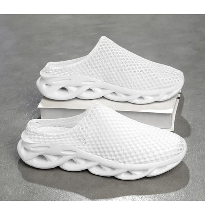 Men Slippers Summer Breathable Home Indoor Slippers Men Flats Thick Bottom Lightweight Slides Fashion Outdoor Walking Shoes