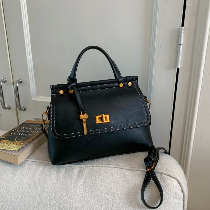 High Quality Retro Top-handle Bags For Women 2025 Winter New Designer Handbags Luxury Flap Shape PU Suede Shoulder Crossbody Bag