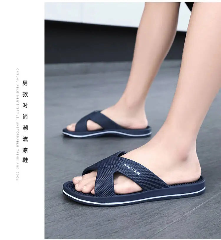 Slippers Men Summer Sandals Women Men Fashion Slippers Beach Sandals Slipper Anti-slip High Quality Casual Bedroom Shoes 39-48