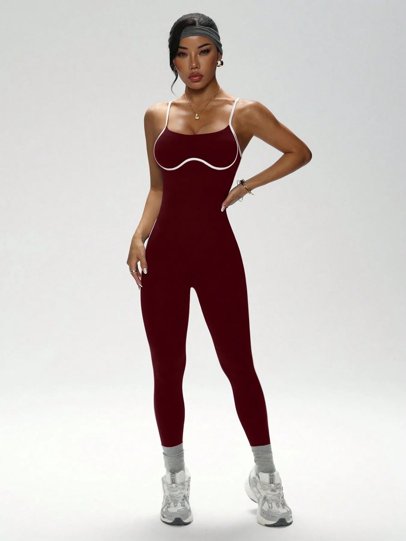 U-Back Contrast Trim Yoga Bodysuit Adjustable Thin Strap One Piece Workout Jumpsuit High Stretch Butt Lifting Gym Fitness Romper