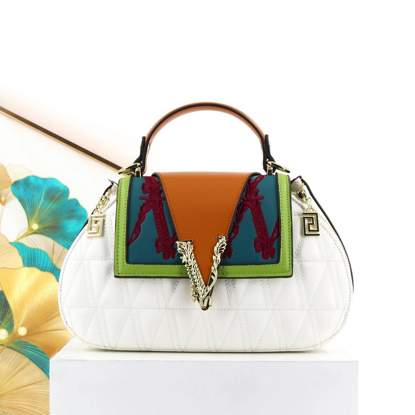 Luxury Women's Bag with V Ladies Leather Handbag Female Shoulder Bag Diamonds Crossbody Luxury Handbags Women Embroidery Bags