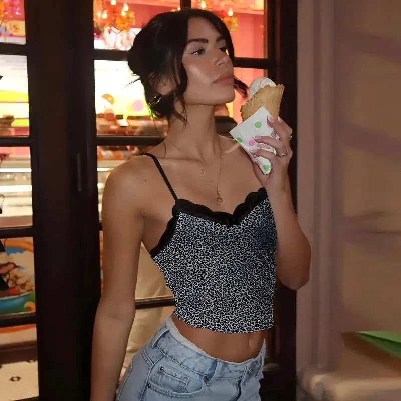 Hugcitar Fashion Leopard Print Slips Patchwork Lace Bow Sexy Slim Crop Camis Top Summer Women Festival Party Clothes Streetwear