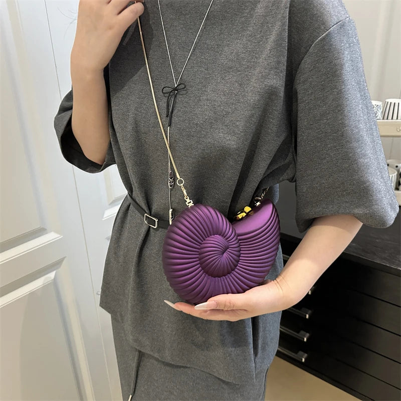 Fashion Lipstick Bag Ladies Gold Conch Dinner Bag High Quality Acrylic Super Mini Crossbody Bag Women Cute Fun Creative Handbag