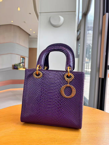 2026 New Fashion Luxury Snake Lady Handbag Niche Design Advanced Texture Temperament Exotic Small Bag Commuter Joker Shoulder Me