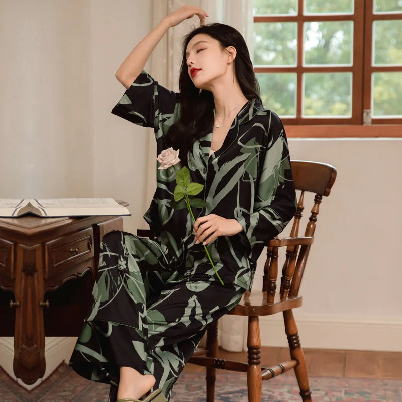Premium Women's Ice Silk Pajama Set Lightweight Long Sleeve Loungewear Fashionable Silk Design Luxurious Comfort for Homewear