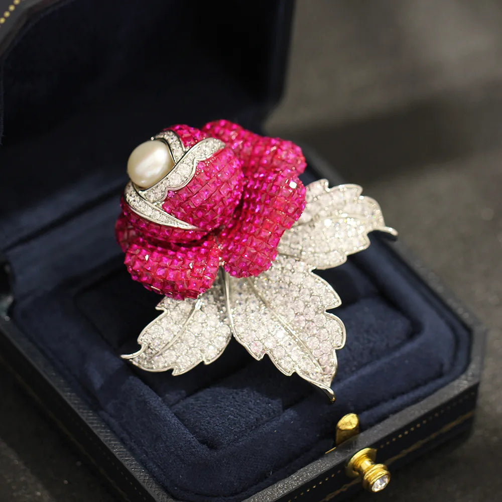 Heavy Industry Luxury Full Diamond Crystal Rose Brooches Fashion Flower Broche Coat Suit Exquisite Accessories Pins for Women